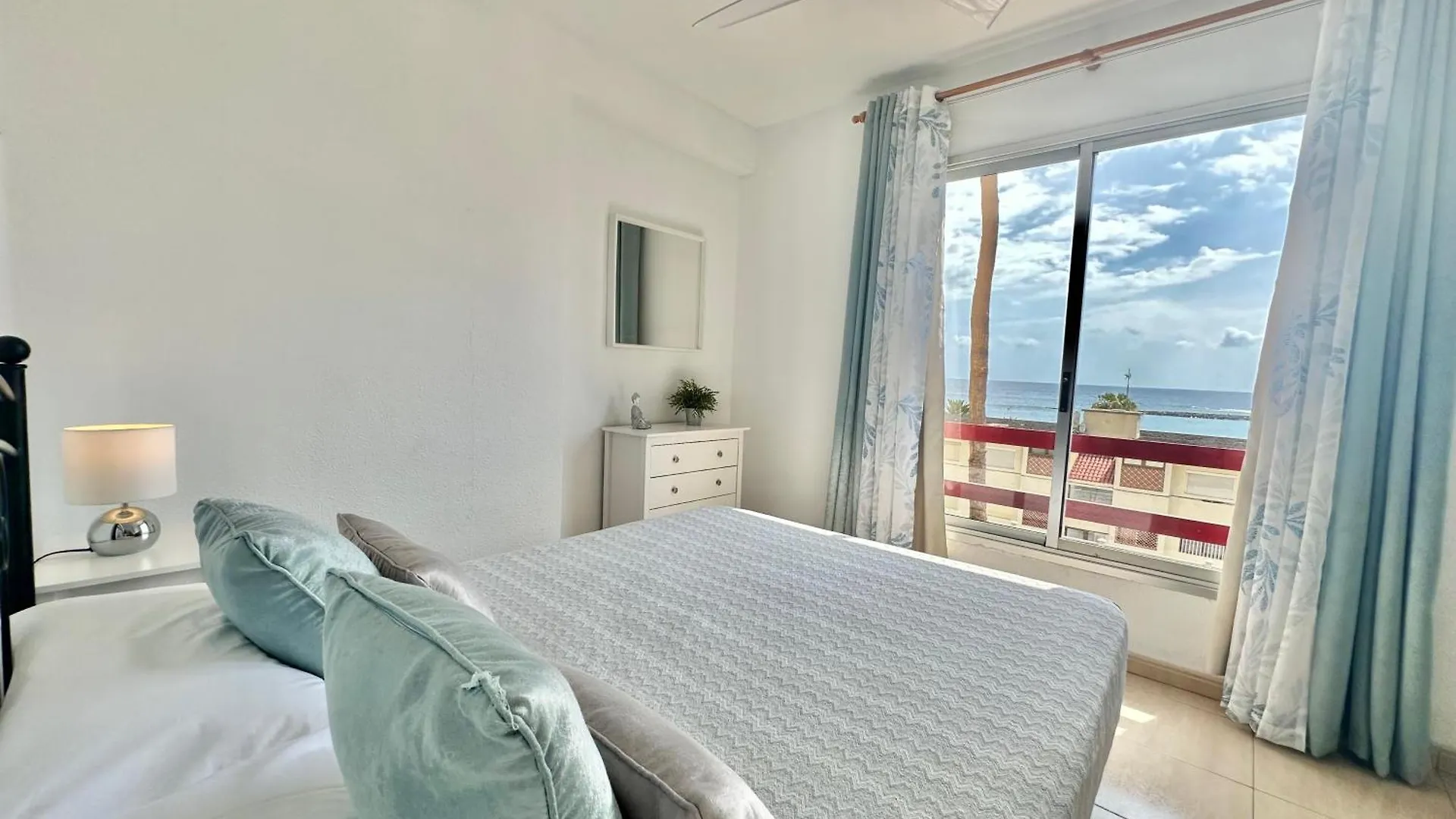 Sunbeach Apartment Arona