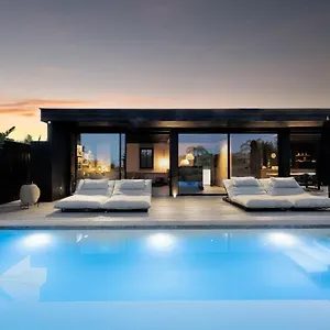Casa Del Sol Villa Estepona